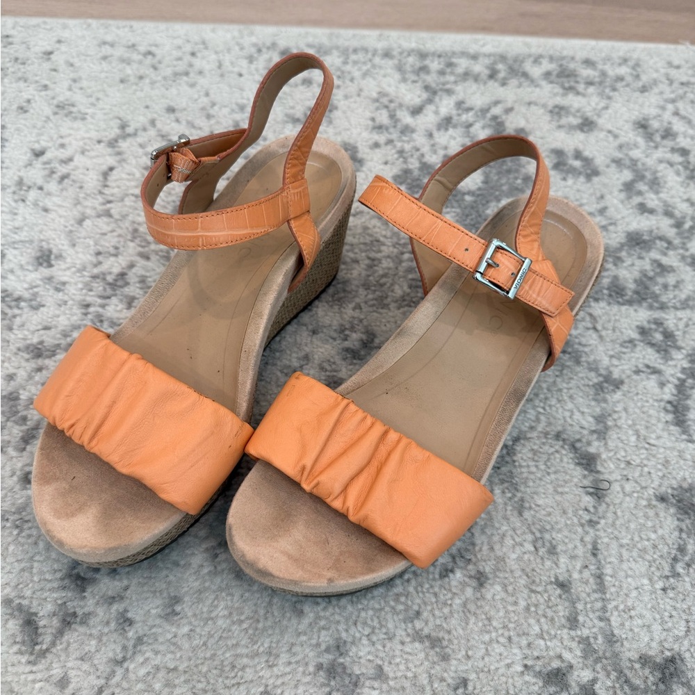 Vionic Women's Aileen Croco CRN in Melon Leather Wedge Heels Sandals